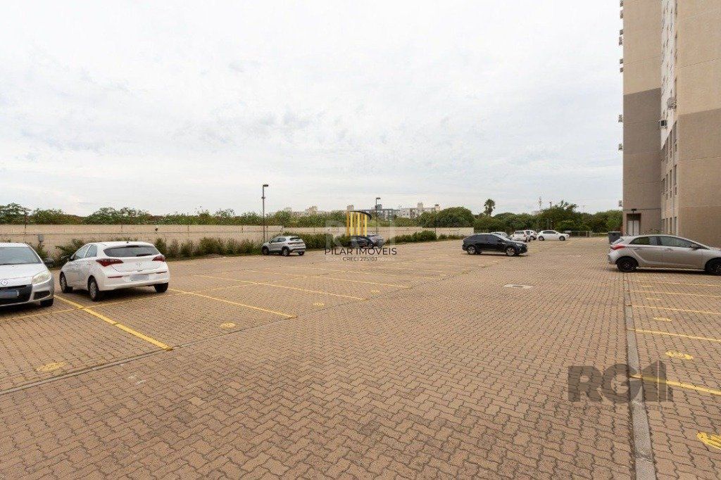 Apartamento no Humaitá de 2 dormitórios, infra e vaga