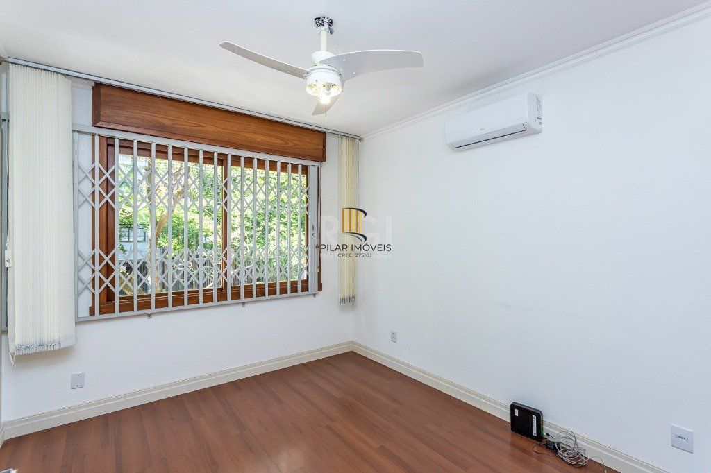 Apartamento no bairro Mont Serrat de 3 dormitórios e vaga Desocupado