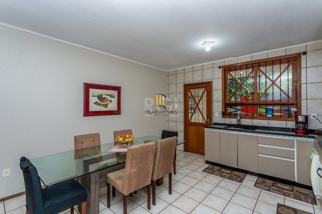 Sobrado para Venda - 171.64m², 3 dormitórios, sendo 1 suites, 2 vagas - Jardim Itu