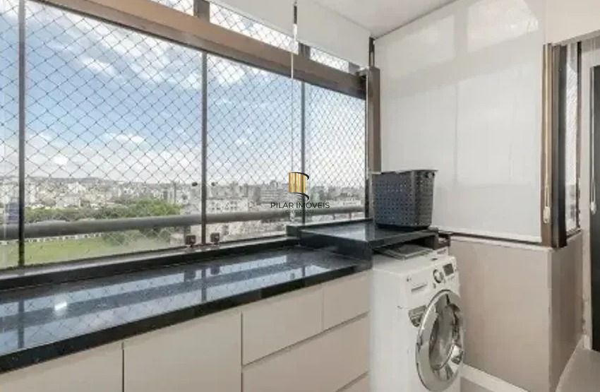 Cobertura no bairro Rio Branco de 3 dormitórios e 2 vagas