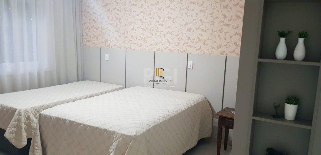 Casa Condominio para Venda - 250m², 4 dormitórios, sendo 4 suites, 2 vagas - Atlântida