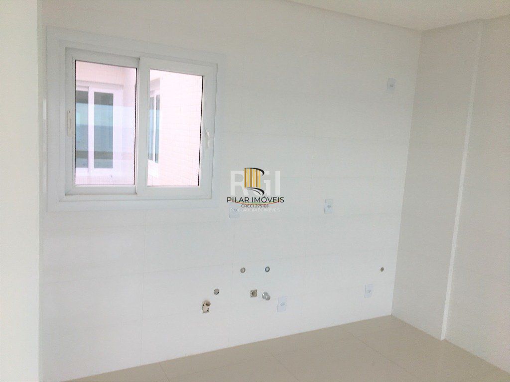 Apartamento para Venda - 161.39m², 4 dormitórios, sendo 2 suites, 2 vagas - Centro