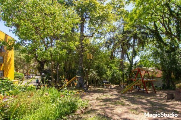 Apartamento 2 dorms, 1 vaga de garagem, à venda Rua Mura, Guarujá - Porto Alegre