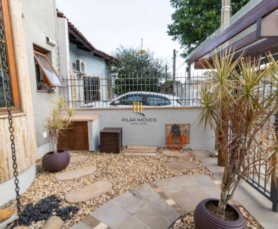 Casa com 3 Quartos à venda, 141m² - Hípica