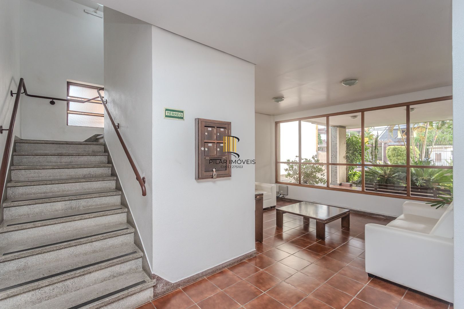 Cobertura no Menino Deus de 3 dormitórios e vaga