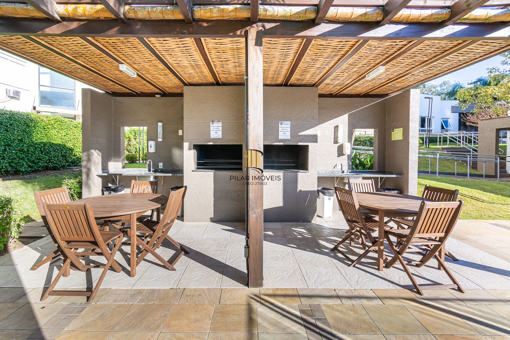 Apartamento 2 dormitórios no bairro Jardim Sabará