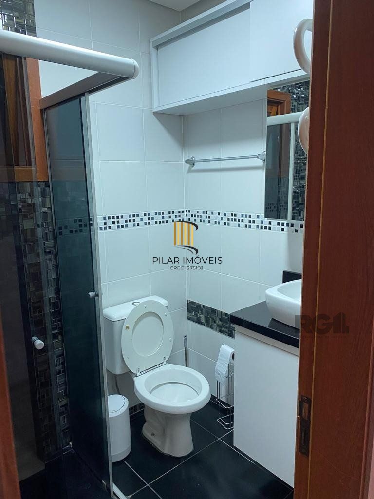 Casa térrea com 02 dormitórios e 01 vaga, no bairro Aberta dos Morros, em Porto Alegre.