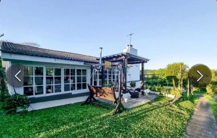 Casa 3 dormitórios no bairro Girassol