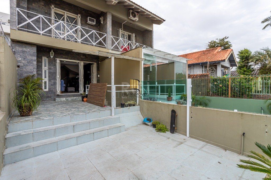 Sobrado para Venda - 171.64m², 3 dormitórios, sendo 1 suites, 2 vagas - Jardim Itu - Pilar Imóveis