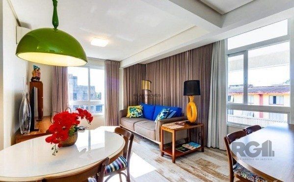 Apartamento no Partenon de 1 dormitório e vaga