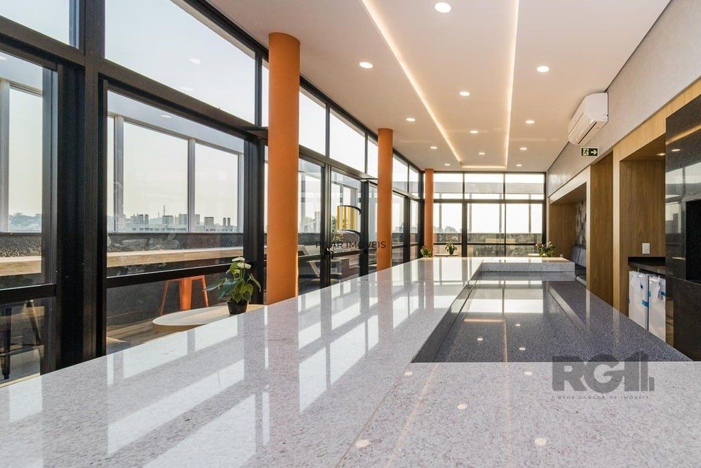 Apartamento no bairro Azenha 1 dormitório 1 vaga - Azenha