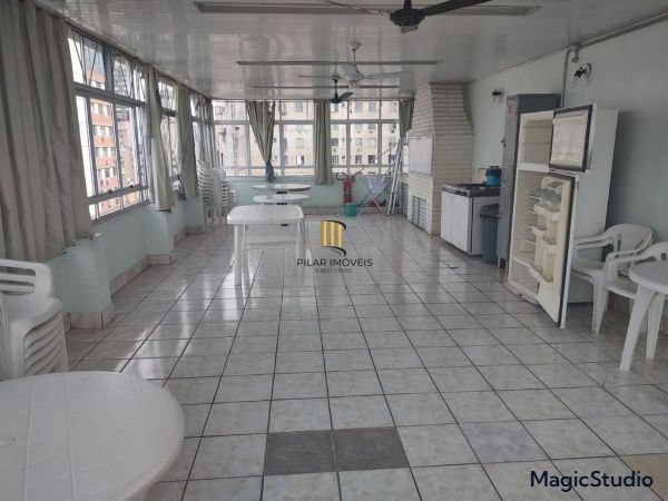Apartamento no Centro de 1 dormitório desocupado