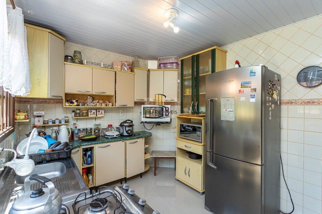 Casa na zona sul de 4 dormitórios 2 vagas - Espirito Santo