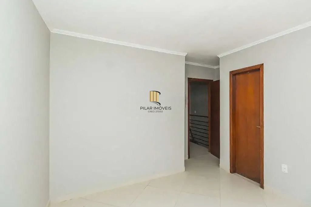 Casa 3 dormitórios no bairro Mário Quintana