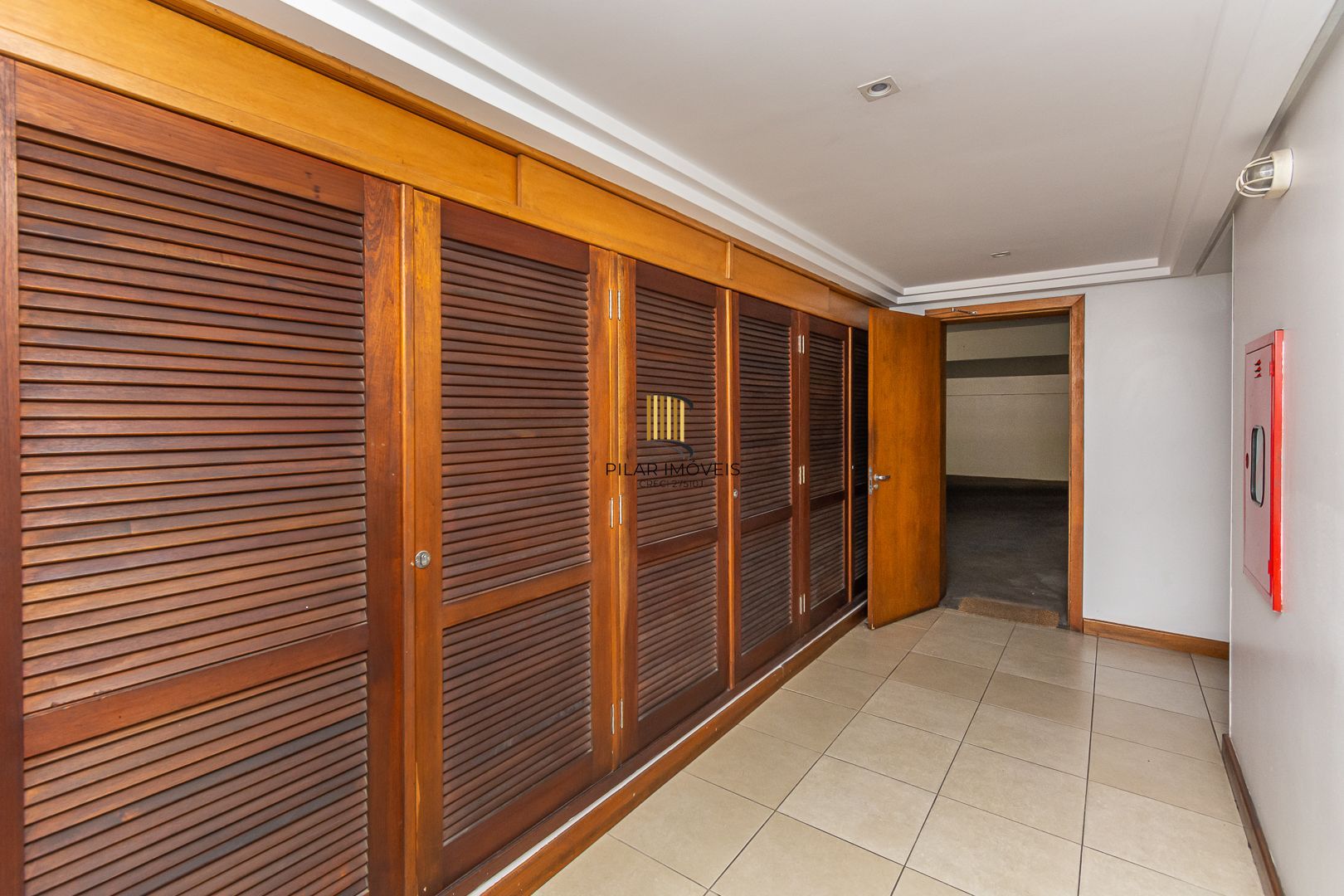 Apartamento 2 dormitórios no bairro Moinhos de Vento