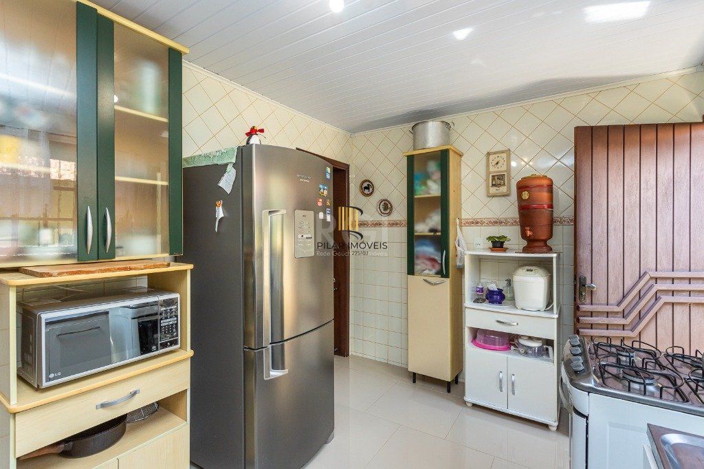 Casa na zona sul de 4 dormitórios 2 vagas - Espirito Santo