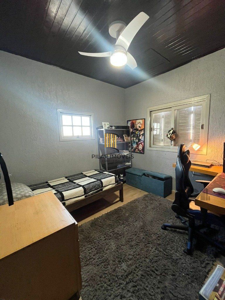 Casa 2 dormitórios no bairro Rubem Berta