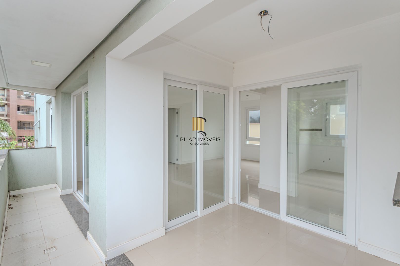 Apartamento NOVO no Menino Deus de 3 dormitórios e 2 vagas