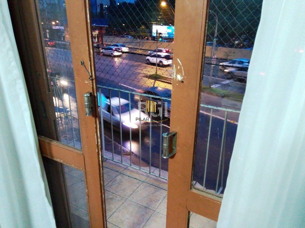 Cobertura para Venda - 323.99m², 3 dormitórios, sendo 1 suites, Partenon