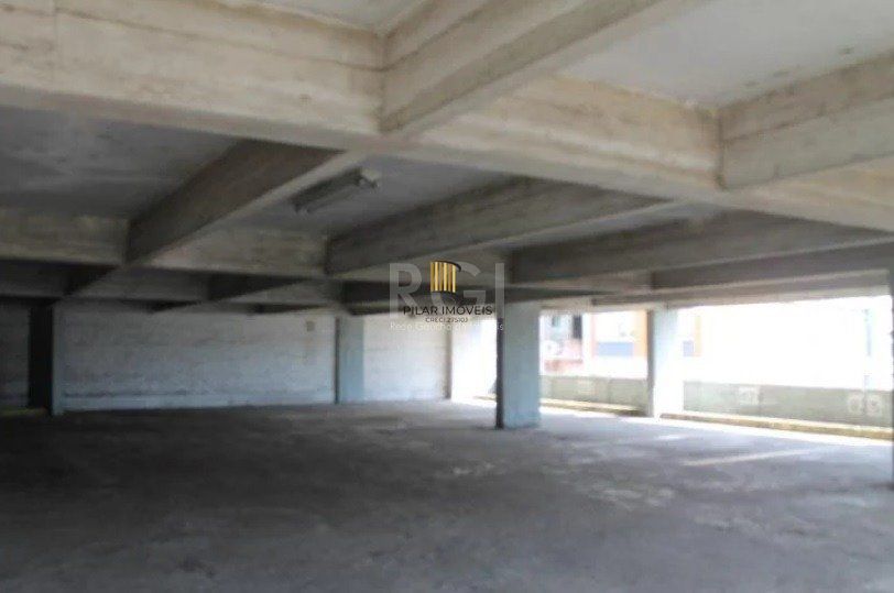 Box de garagem no Edifício Gigante no Centro