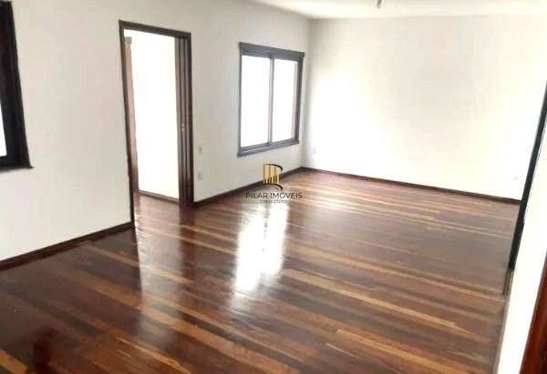 Prédio comercial no bairro Vila Jardim com 550m²