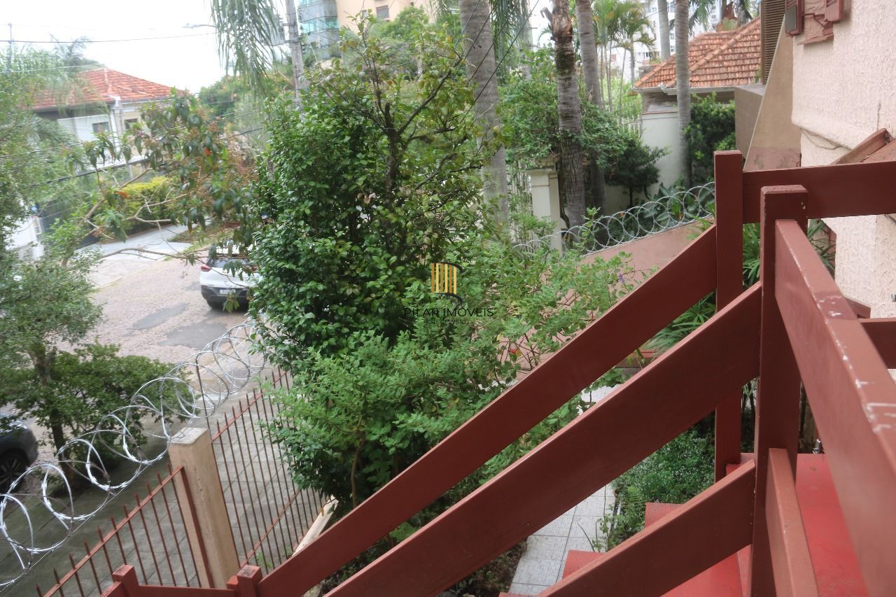 Casa 11 dormitórios 03 vagas de garagem
