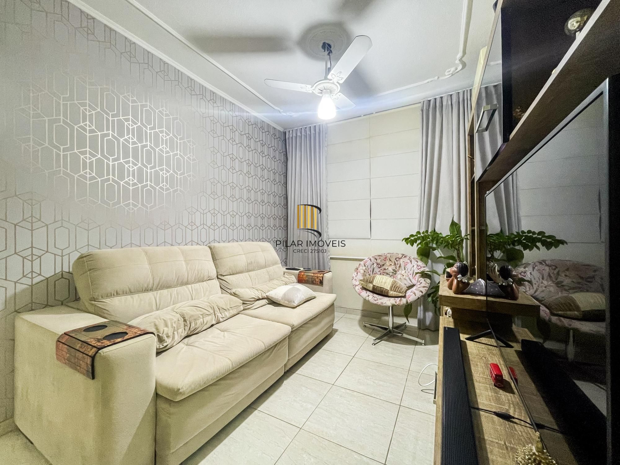 Apartamento no bairro Cristal de 2 dormitórios e vaga - Pilar Imóveis
