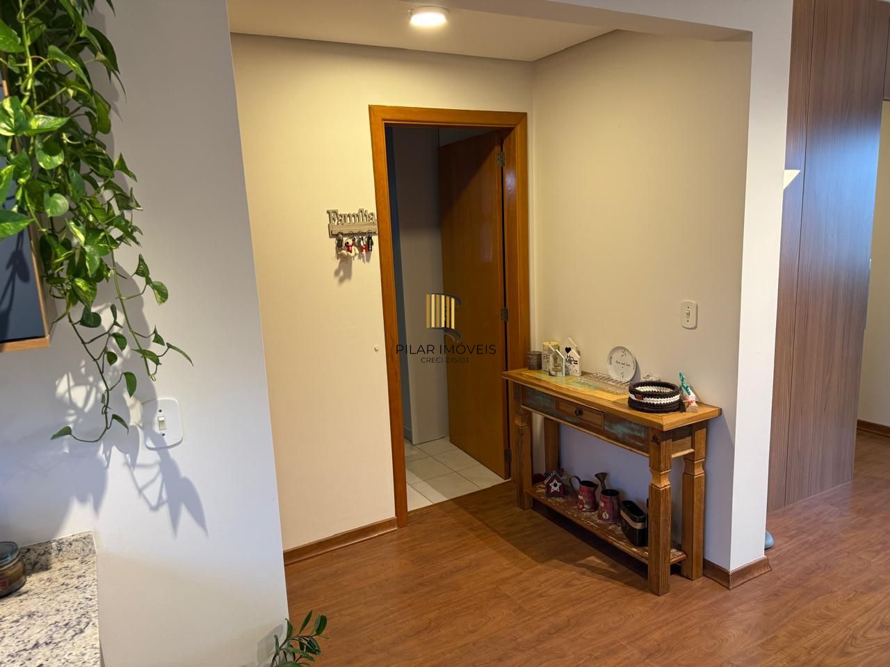 Apartamento para Venda - 97.76m², 3 dormitórios, sendo 1 suites, 2 vagas - Jardim Planalto