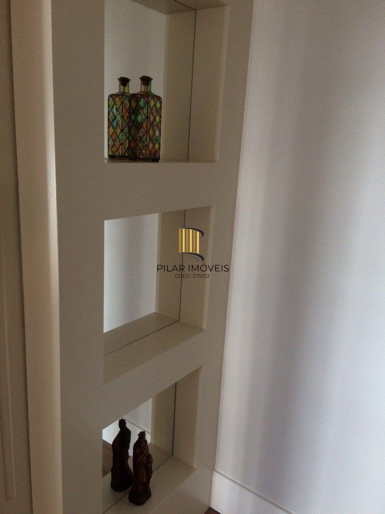 Apartamento de 3 dormitórios e 3 vagas