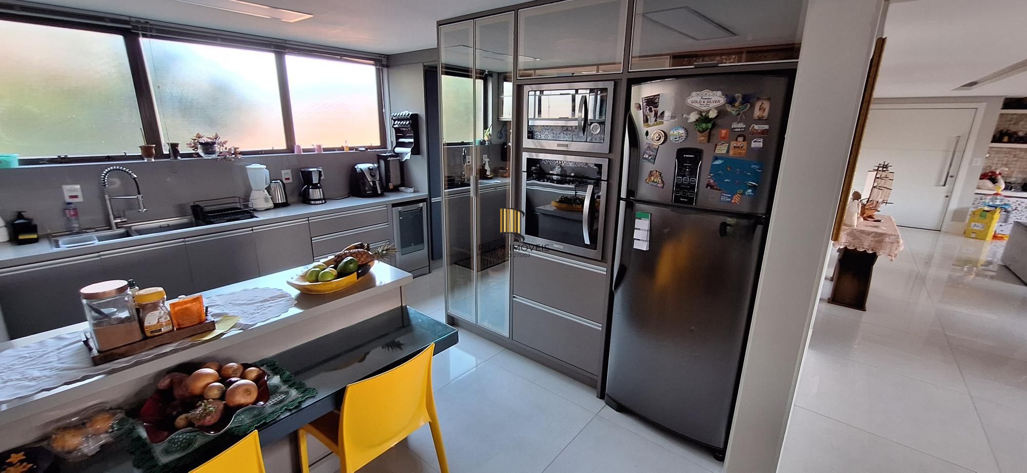 Exclusividade e Sofisticação: 3 Dormitórios em Endereço Nobre no Bairro Auxiliadora