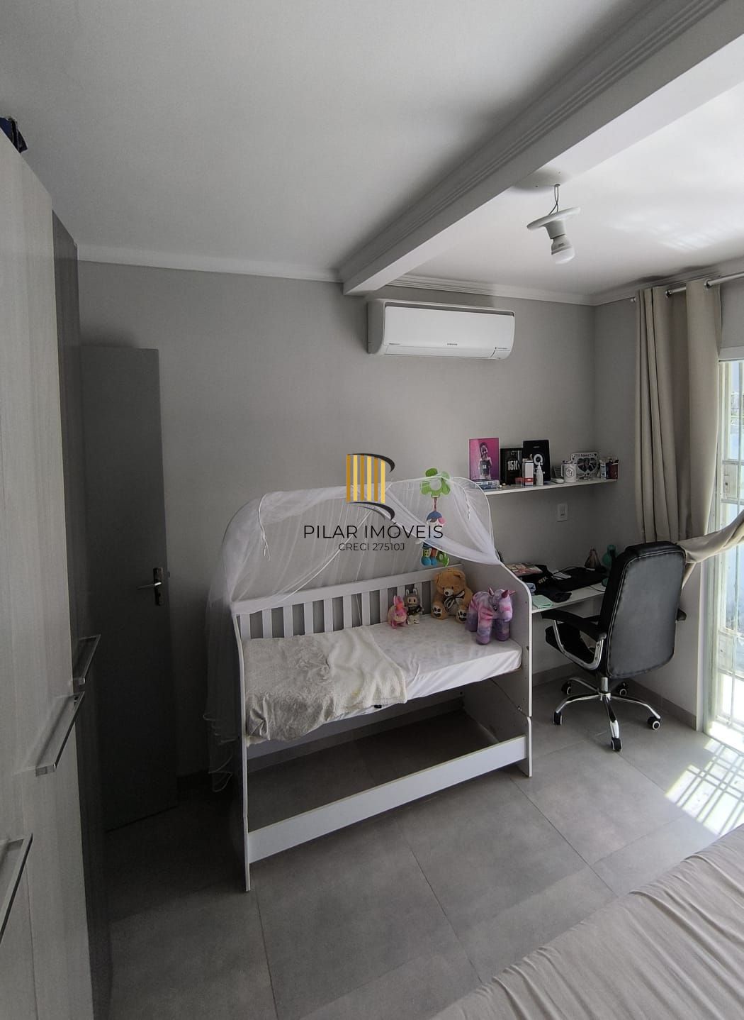 Casa 2 dormitórios no bairro Jardim Algarve