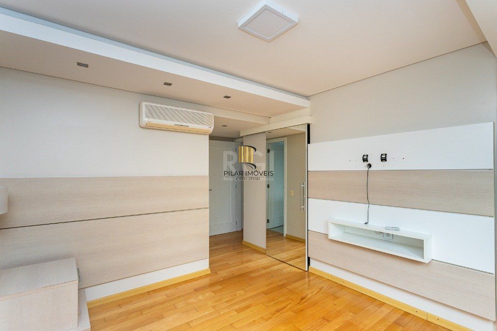 Apartamento para Venda - 141m², 3 dormitórios, sendo 1 suites, 3 vagas - Rio Branco