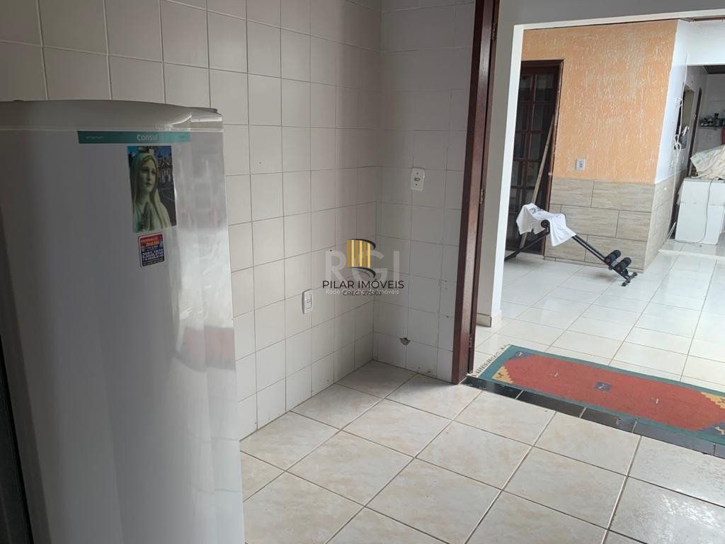 Casa para Venda - 179m², 4 dormitórios, sendo 1 suites, 3 vagas - Centro