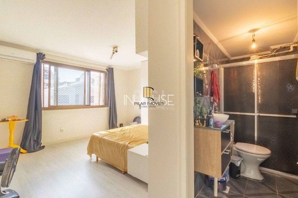 Apartamento 02 dormitórios, com vaga, no bairro Jardim Itu Sabará, em Porto Alegre.