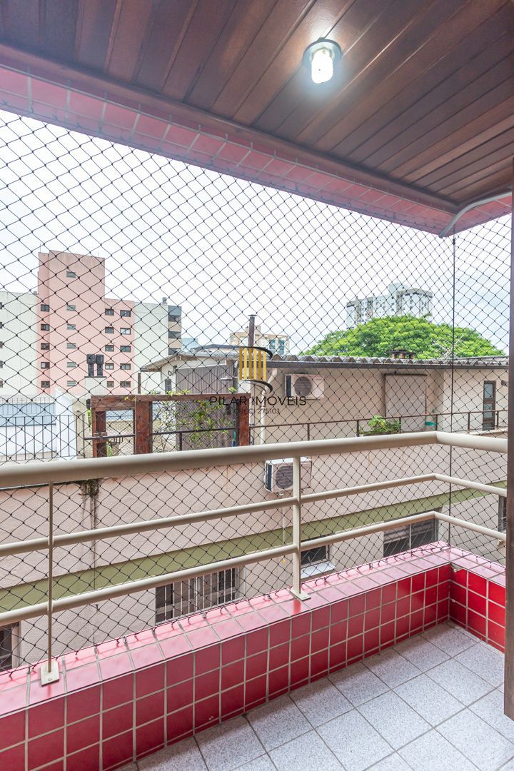 APTO DE 01 DORMITÓRIO , ELEVADOR, SACADA NA SALA E NO QUARTO, BAIRRO SANTANA