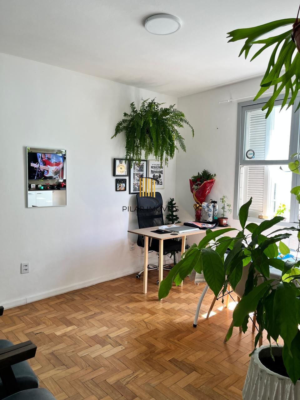 Apartamento de 2 dormitórios e vaga na Cavalhada