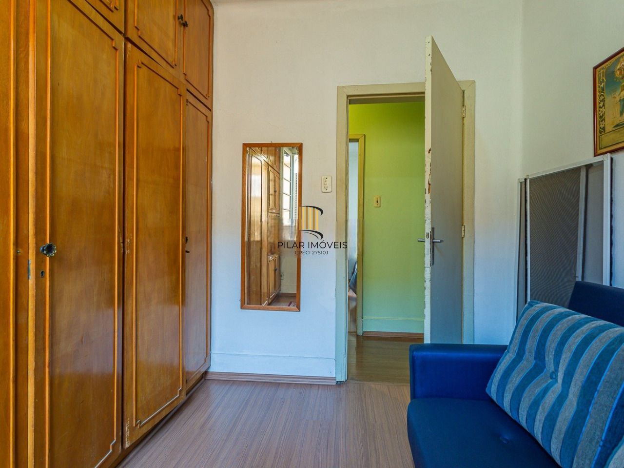 Sobrado 4 dormitórios no bairro Farroupilha