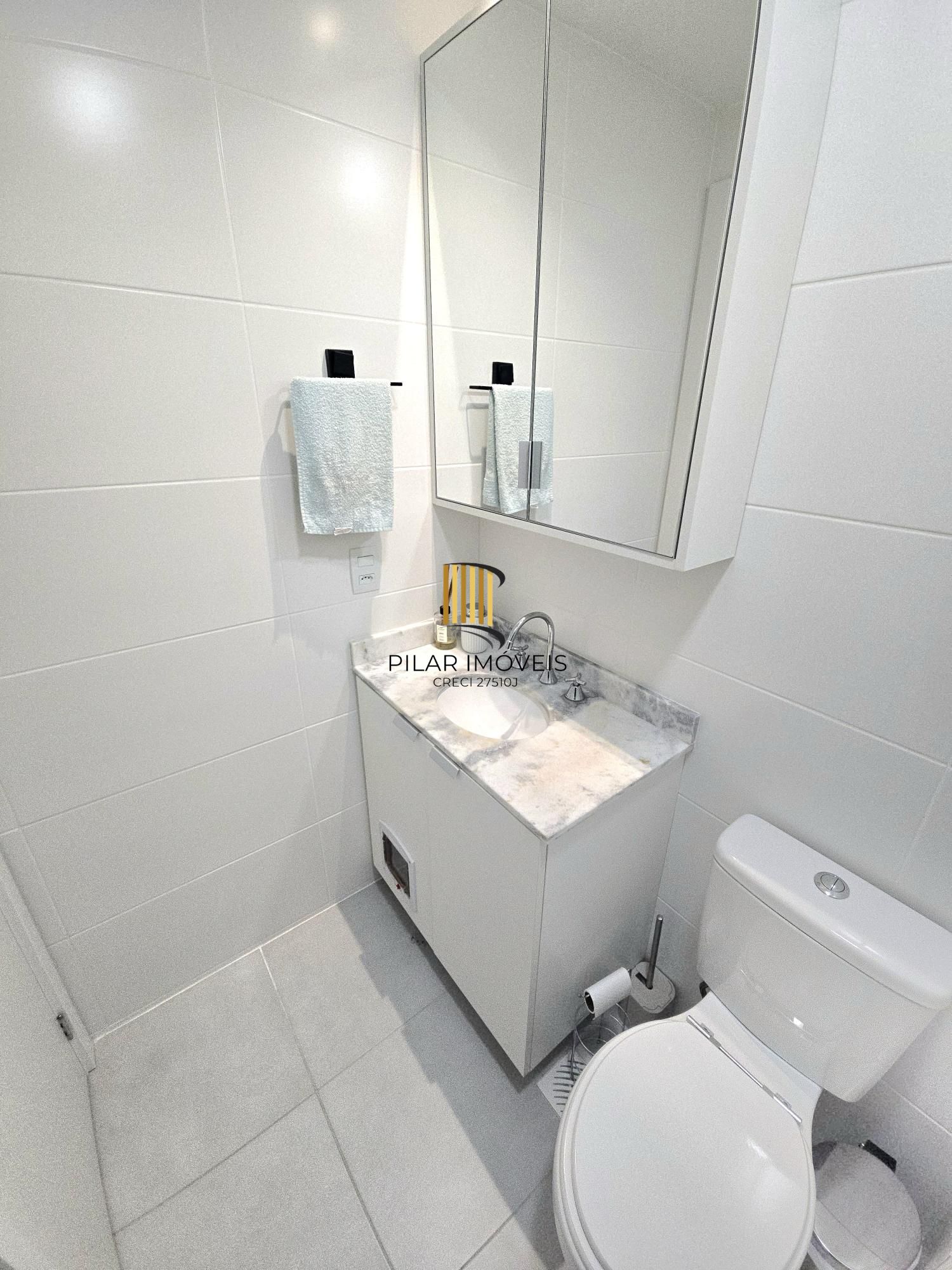 Apartamento no Pertenon de 2 dormitórios vaga e infra