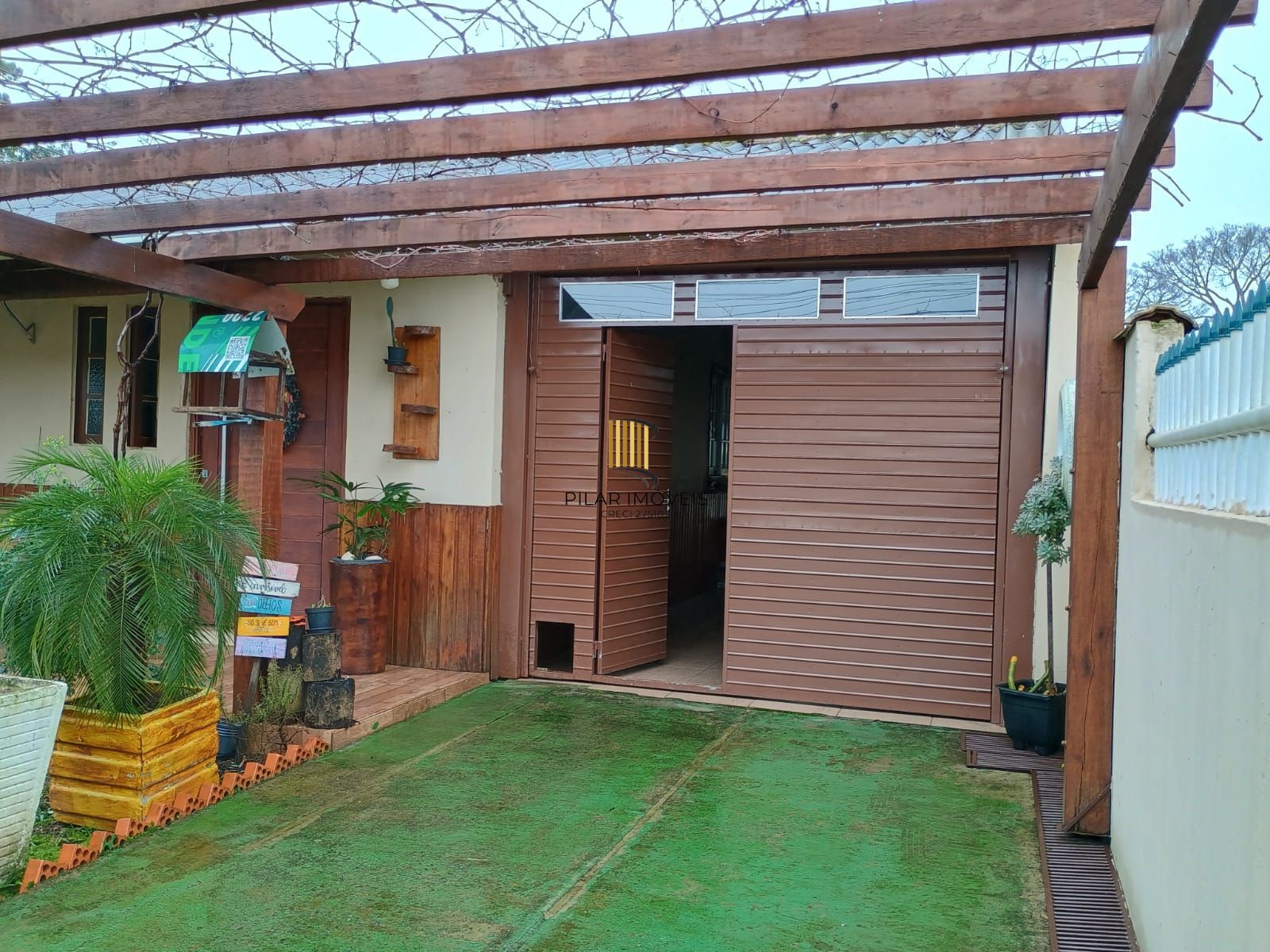 Casa 2 dormitórios no bairro Santa Cruz