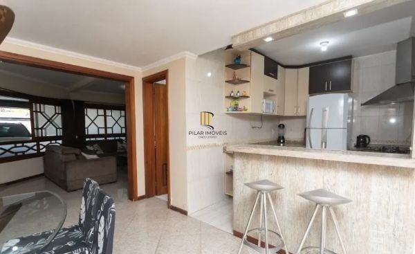 Casa sobrado no bairro Ecoville de 3 dormitórios e 4 vagas