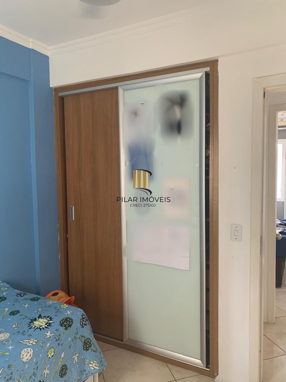 Apartamento no bairro Vila Ipiranga de 2 dormitórios e vaga