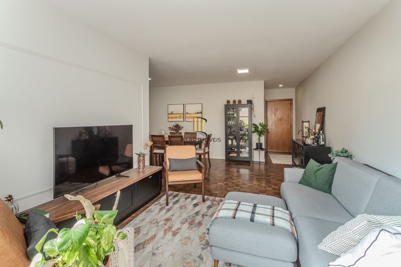 Apartamento de 3 dormitórios e vaga no bairro Petrópolis