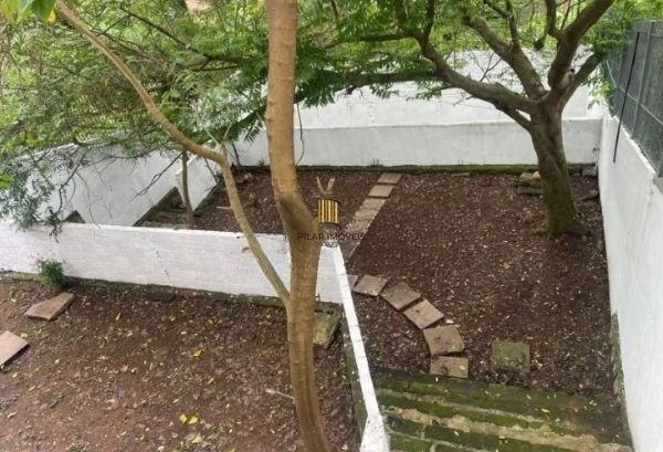 Prédio comercial no bairro Vila Jardim com 550m²