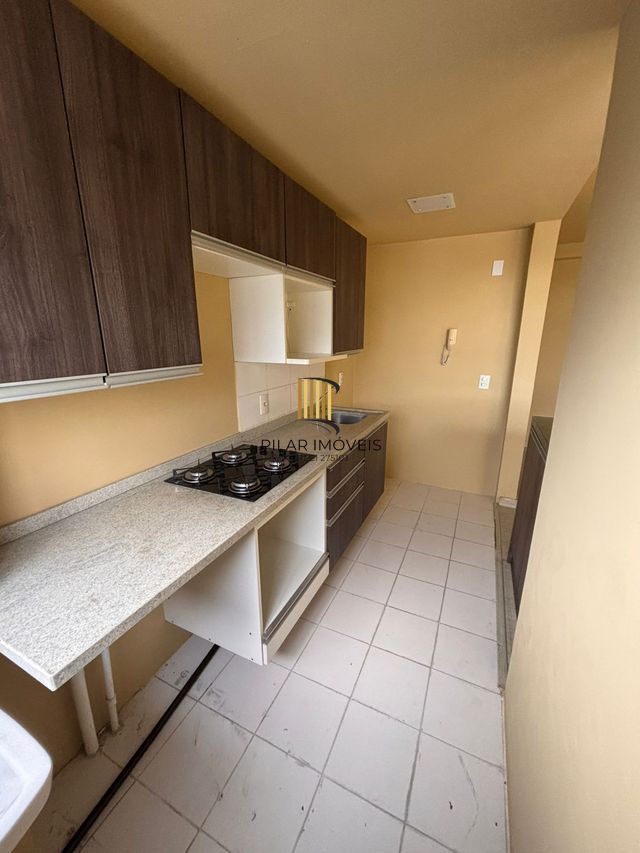 Apartamento no bairro Cristal de 3 dormitórios vaga e infra DESOCUPADO