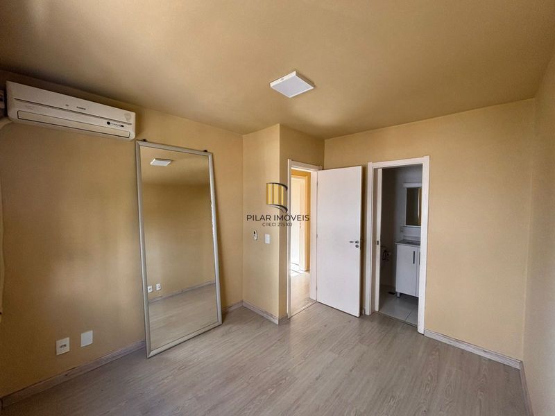 Apartamento no bairro Cristal de 3 dormitórios vaga e infra DESOCUPADO