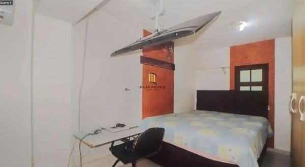 Casa sobrado no bairro Vila Ipiranga de 4 dormitórios e 2 vagas