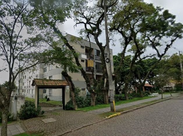 Apartamento no bairro Tristeza de 2 dormitórios e dependência