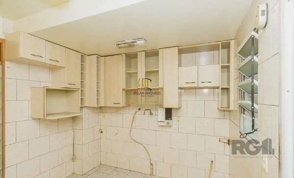 Casa condomínio no Humaitá de 3 dormitórios e vaga DESOCUPADA