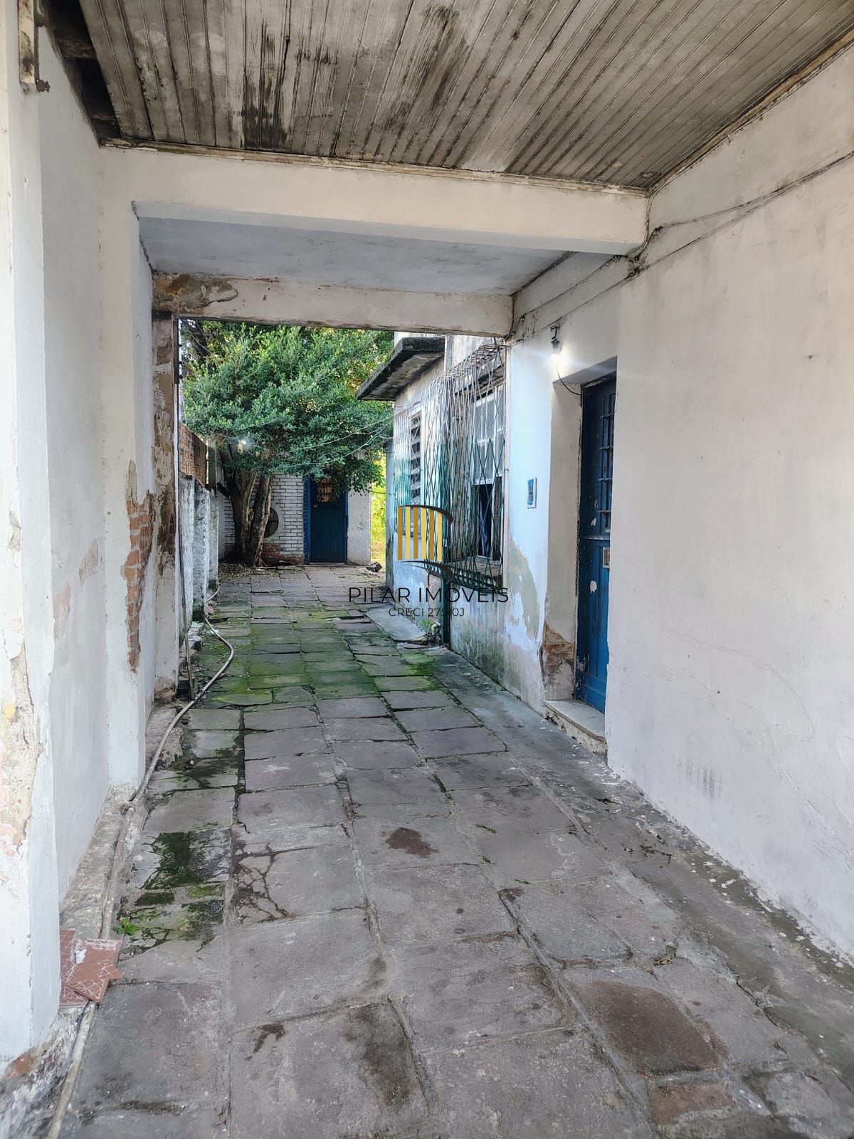 Casa e terreno no Partenon