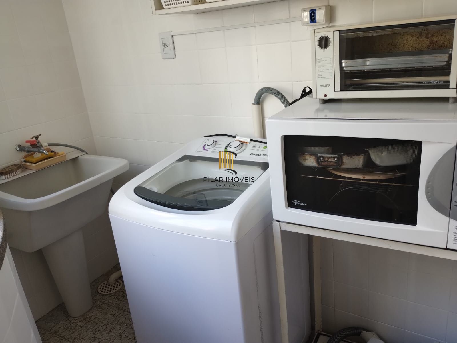 Apartamento no Centro de 1 dormitório DESOCUPADO
